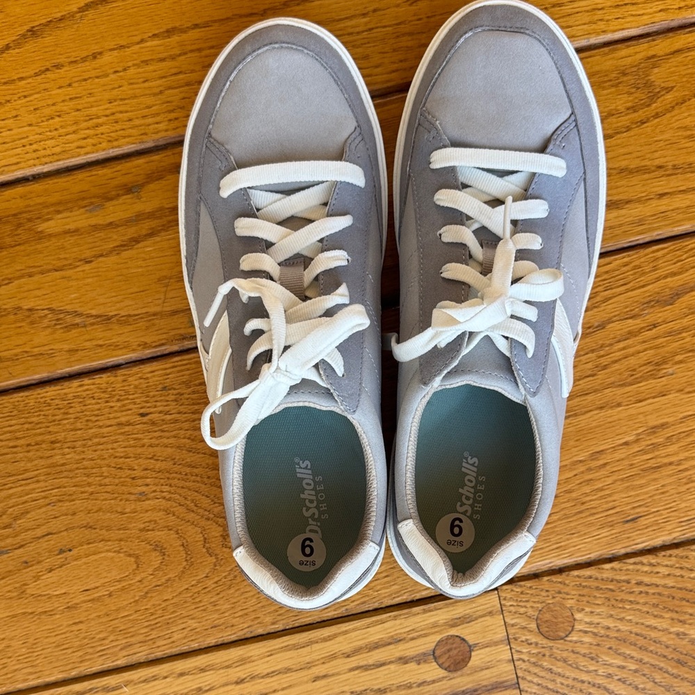 Dr. Scholl's Gray and White Women's Sneakers - Picture 2 of 6